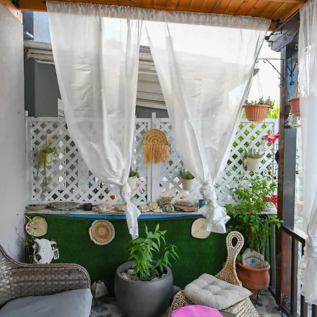 Naeliahouse * Kavala