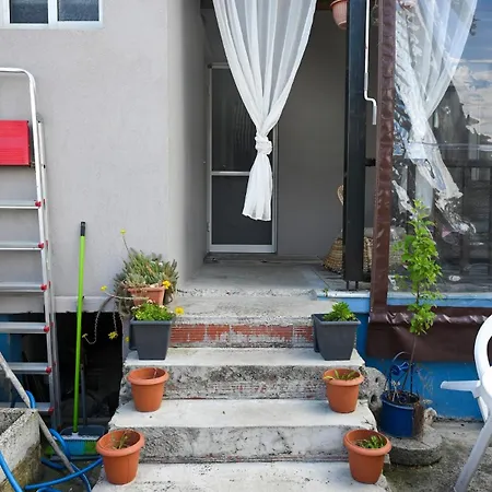 Naeliahouse カヴァラ