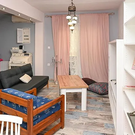 Naeliahouse Ferienhaus *